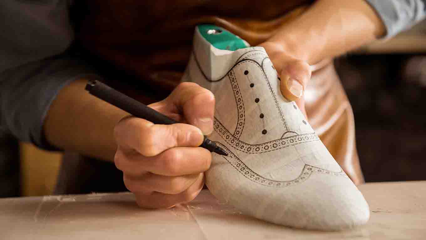 Tahapan Pembuatan Sepatu